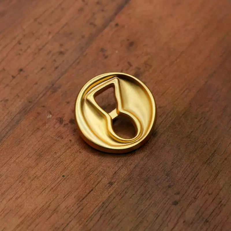 Vintage Metal Button Artistic  - Vintage Collectible Buttons reseña y precio